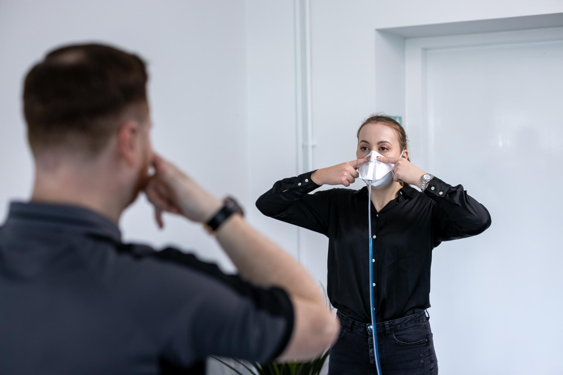 Why head straps matter for compliant face masks
